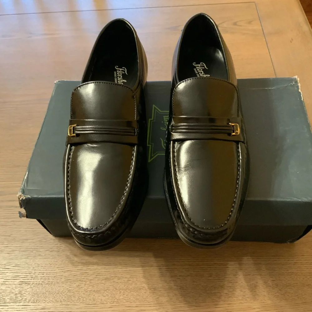 Florsheim Glossy Black Slip-On Loafers RIVA - Picture 2 of 3